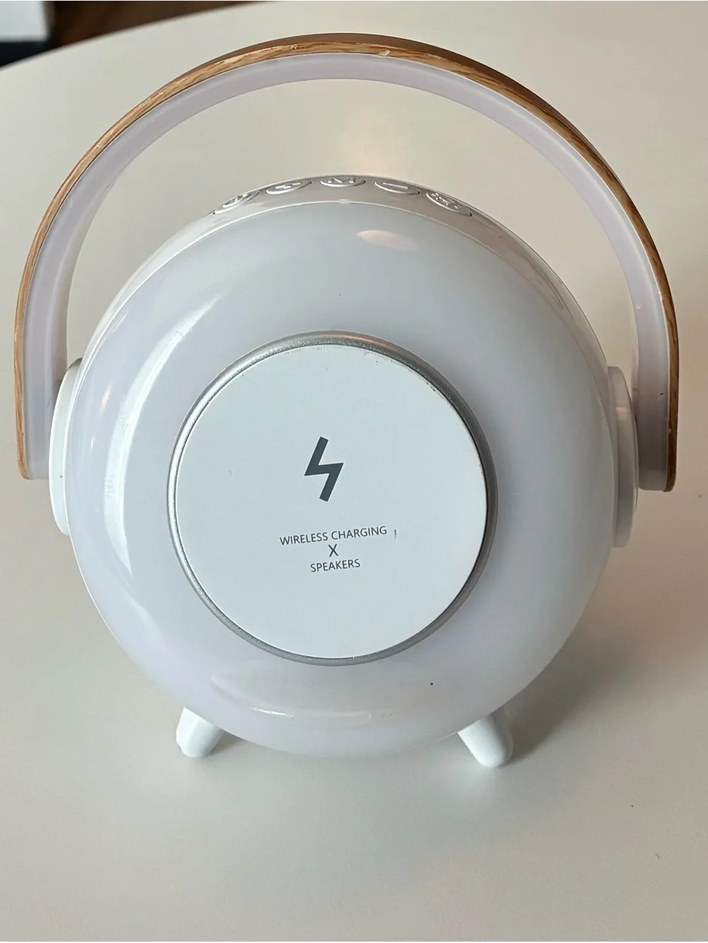 LED Light and Wireless Charging